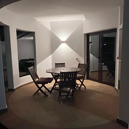 Alysia - فيلة بلايا بلانكا